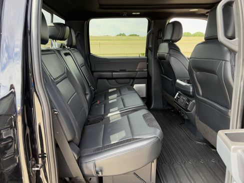 Used 2022 Ford F150 Raptor w/ Equipment Group 801A High AWD/4WD image 33