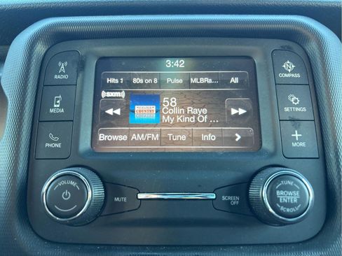 Certified 2020 Jeep Gladiator Sport w/ Quick Order Package 24S image 19