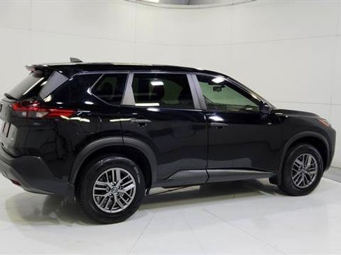 Used 2023 Nissan Rogue S AWD/4WD image 8
