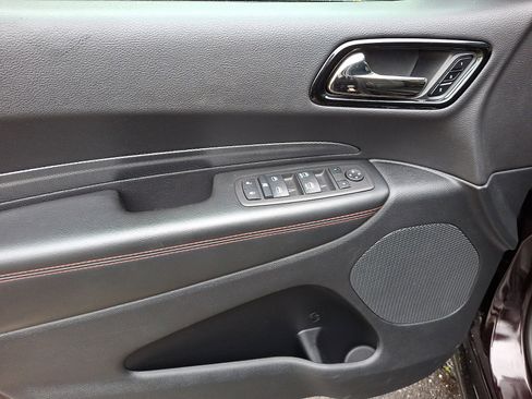 Certified 2025 Dodge Durango GT AWD/4WD image 14