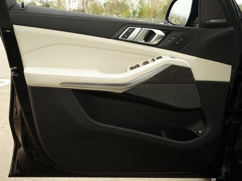 Used 2025 BMW X5 xDrive50e w/ Executive Package image 25