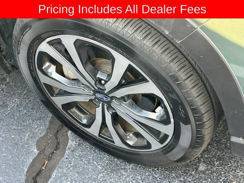 Used 2021 Subaru Forester Limited w/ Popular Package #3 AWD/4WD image 2