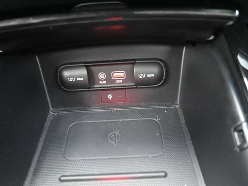 Used 2019 Kia Sorento SX FWD image 28