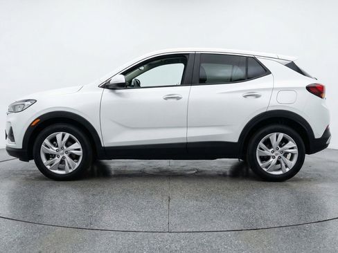 Used 2025 Buick Encore GX Preferred image 3
