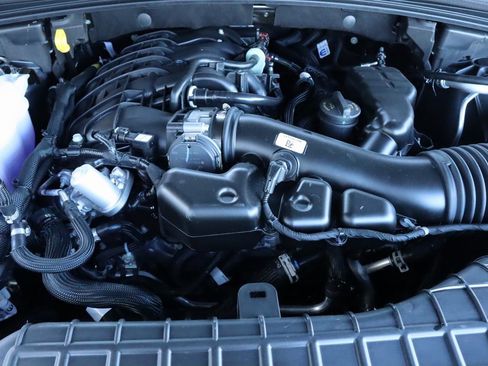 New 2025 Jeep Grand Cherokee Limited w/ Black Appearance Package image 22