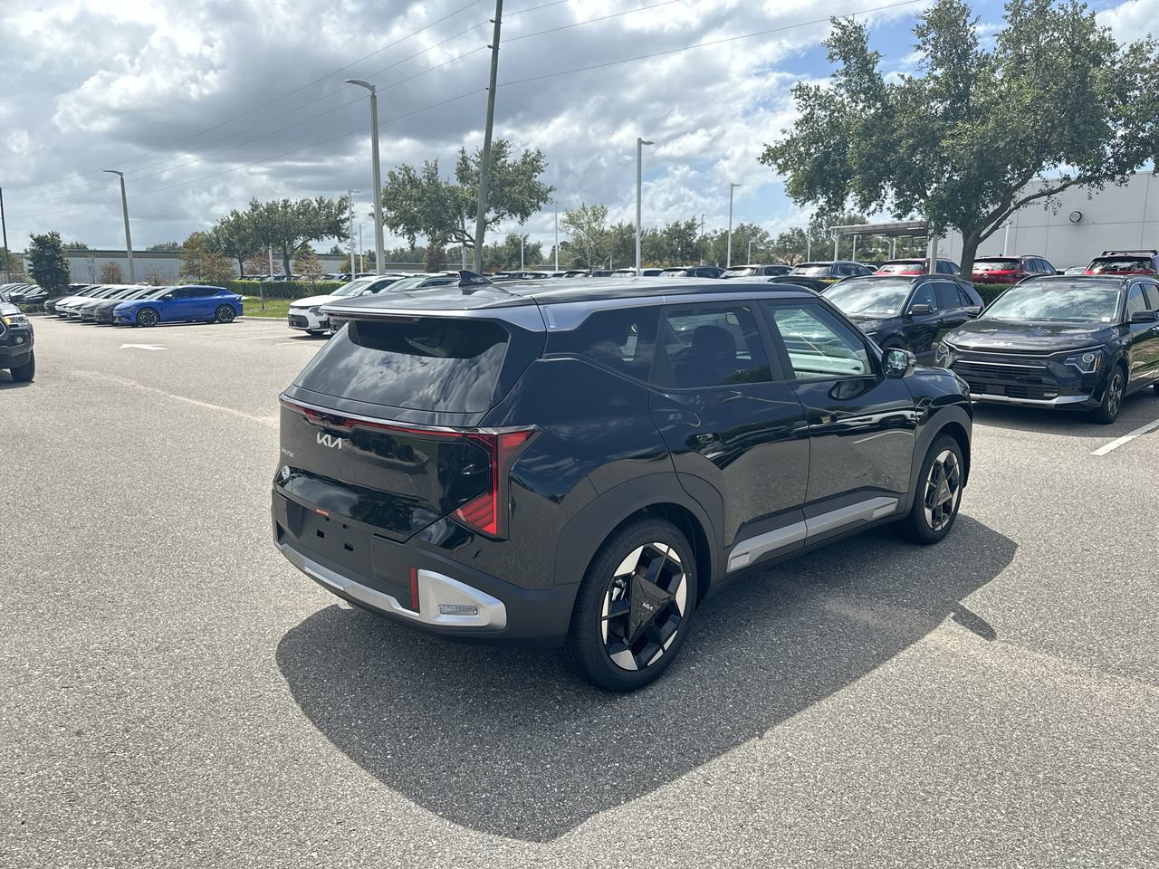 New 2027 Kia Seltos S FWD image 19
