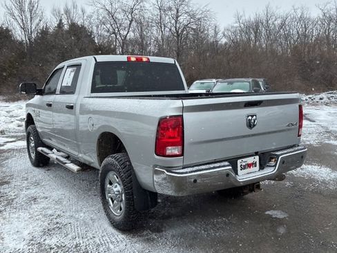 Used 2018 RAM 2500 Tradesman w/ Chrome Appearance Group image 4