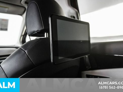 Used 2022 Kia Carnival SX Prestige image 56