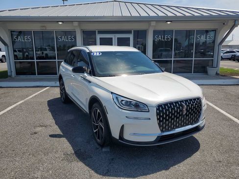 Used 2023 Lincoln Corsair Reserve FWD image 8