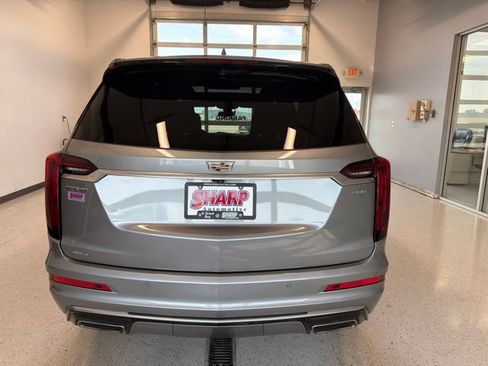 Used 2024 Cadillac XT6 Premium Luxury w/ LPO, Floor Liner Package AWD/4WD image 8