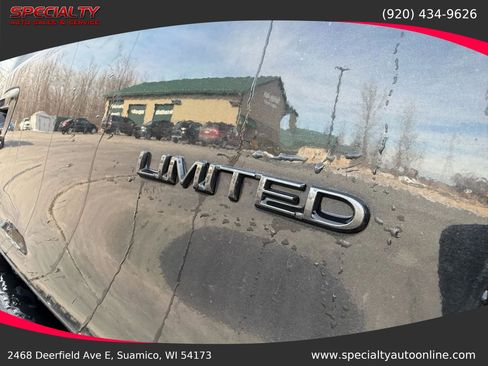 Used 2019 Chrysler Pacifica Limited w/ S Appearance Package image 9