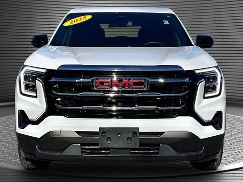 Used 2025 GMC Terrain Elevation image 2