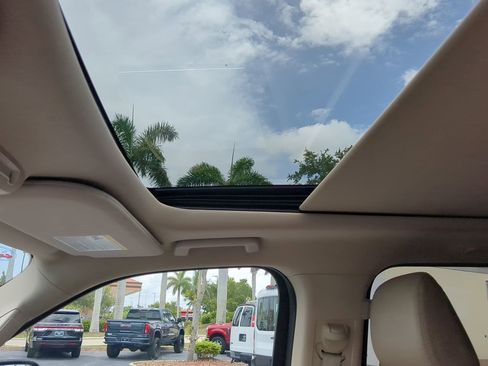 Certified 2024 Ford Expedition Limited image 20