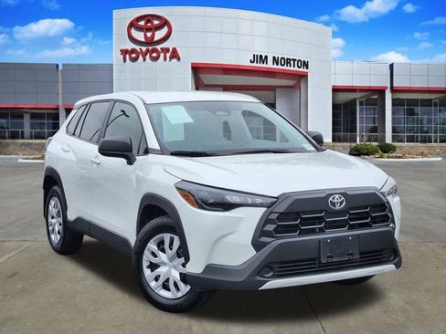 Used 2026 Toyota Corolla Cross L FWD image 1