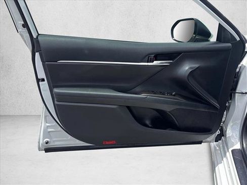 Certified 2024 Toyota Camry SE FWD image 11
