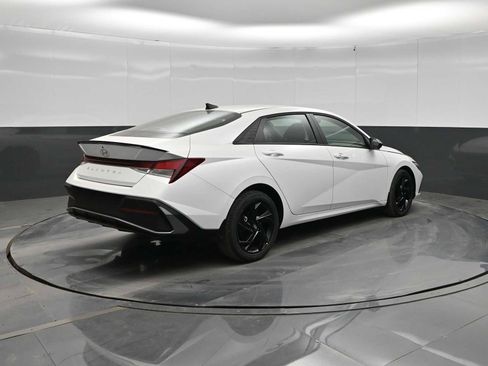 New 2026 Hyundai Elantra Sport FWD image 7