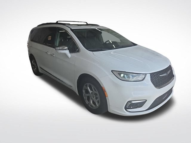Used 2022 Chrysler Pacifica Limited FWD image 8