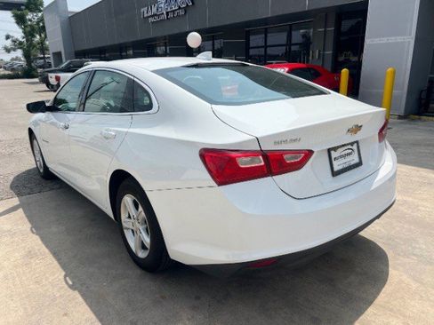 Used 2023 Chevrolet Malibu LT FWD image 8