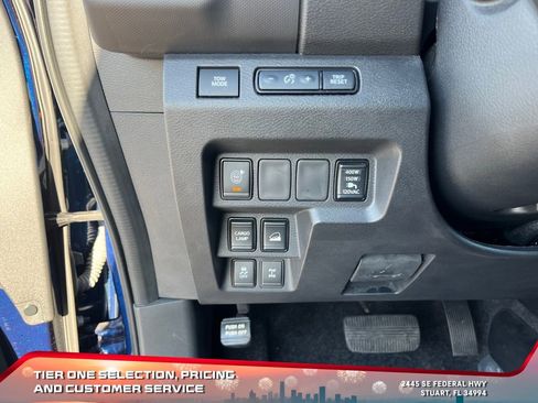 Used 2022 Nissan Frontier PRO-4X w/ Pro-4X Premium Package image 24