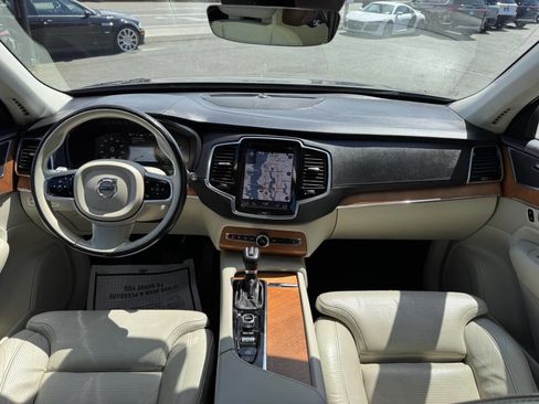 Used 2016 Volvo XC90 T6 Inscription w/ Vision Package AWD/4WD image 22