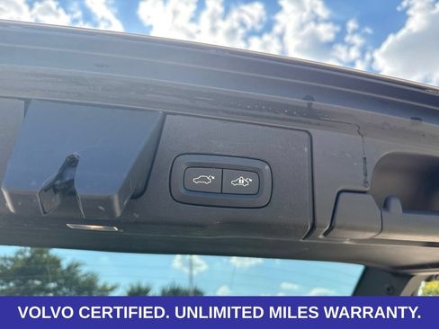 Certified 2024 Volvo XC60 T8 Ultimate w/ Protection Package Premier AWD/4WD image 11