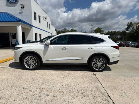 Used 2023 Acura MDX SH-AWD w/ Advance Package image 13
