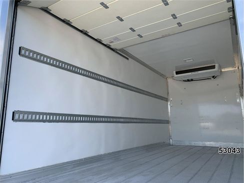 Used 2023 Ford F650 2WD Regular Cab Super Duty image 10