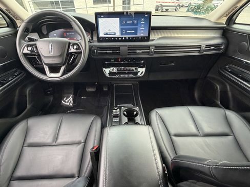 Used 2023 Lincoln Corsair FWD image 21