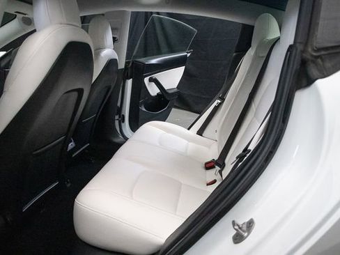 Used 2018 Tesla Model 3 Long Range image 20