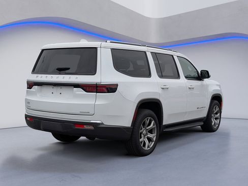 Used 2022 Jeep Wagoneer Series II image 8