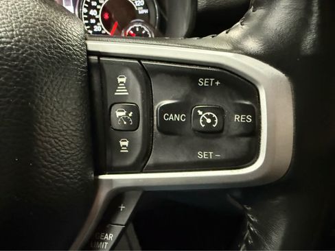 Used 2022 RAM 1500 Big Horn AWD/4WD image 13