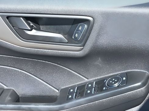 Used 2024 Ford Escape Active w/ Cold Weather Package FWD image 24