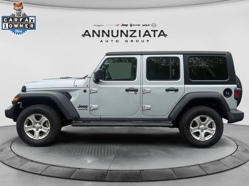 Used 2022 Jeep Wrangler Unlimited Sport AWD/4WD image 2