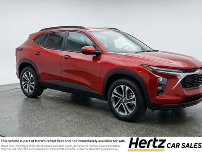 Used 2025 Chevrolet Trax LT