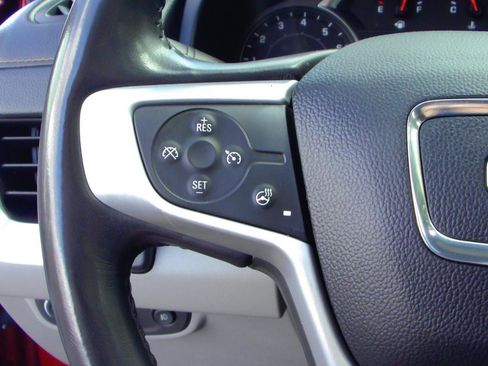 Used 2019 GMC Terrain SLT w/ Preferred Package AWD/4WD image 16