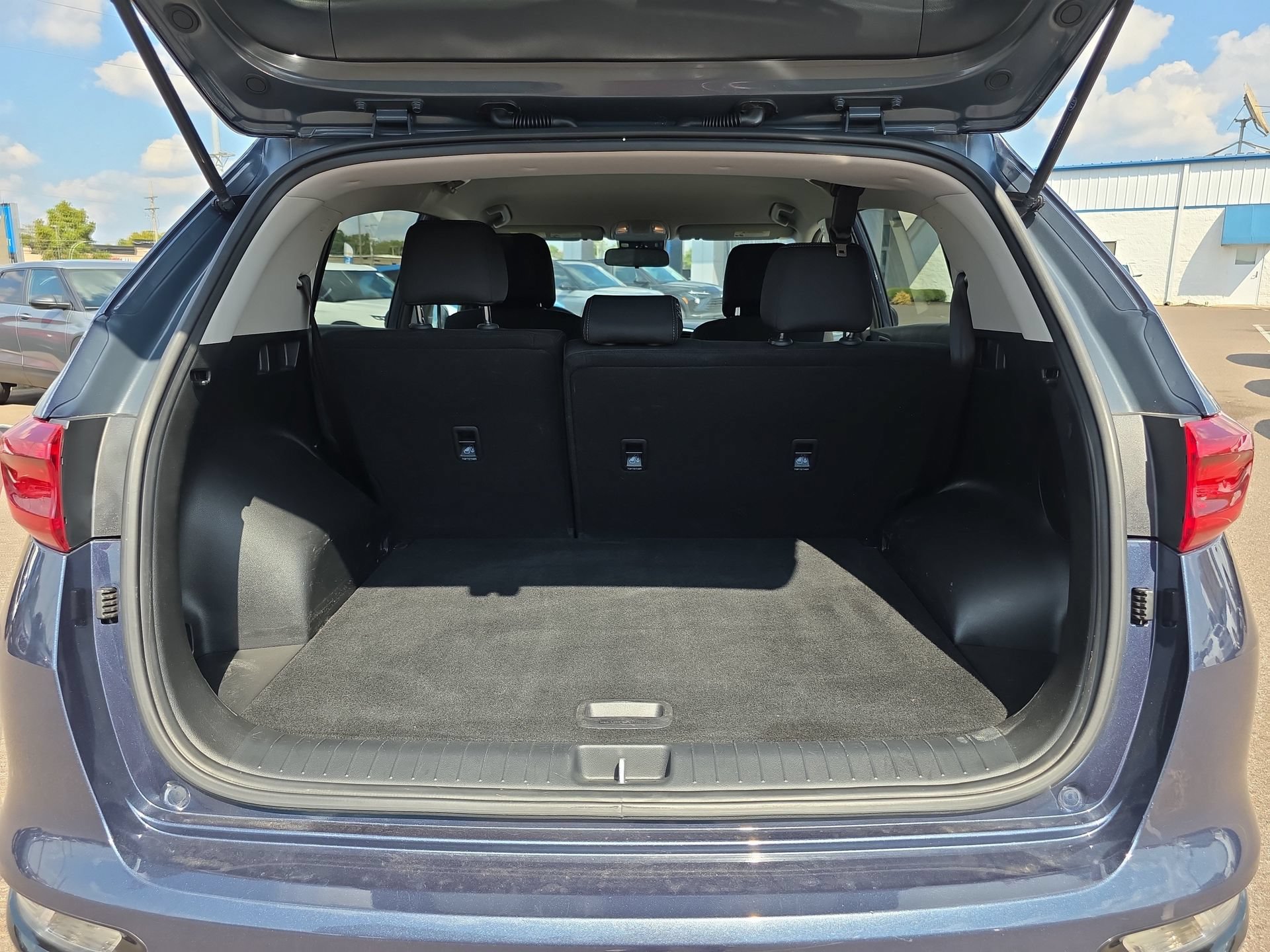 Used 2022 Kia Sportage LX FWD image 13