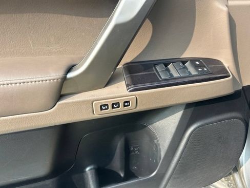 Used 2021 Lexus GX 460 Premium w/ Premium Package AWD/4WD image 9
