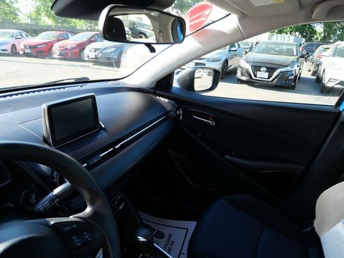 Used 2017 Toyota Yaris iA FWD image 13
