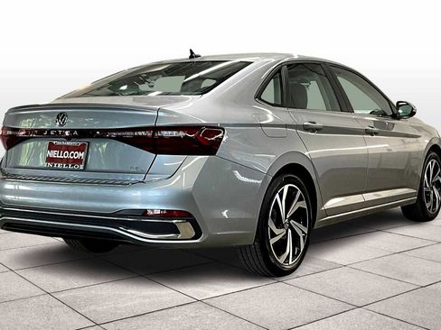 New 2025 Volkswagen Jetta SEL image 4