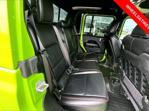 Used 2021 Jeep Gladiator Rubicon AWD/4WD image 24