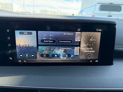 Used 2025 Nissan Murano SV image 10