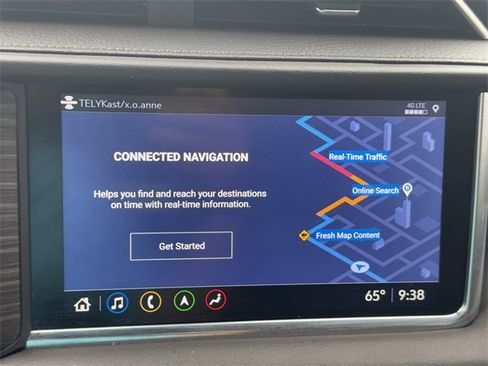 Used 2021 GMC Yukon XL Denali w/ Denali Premium Package image 31