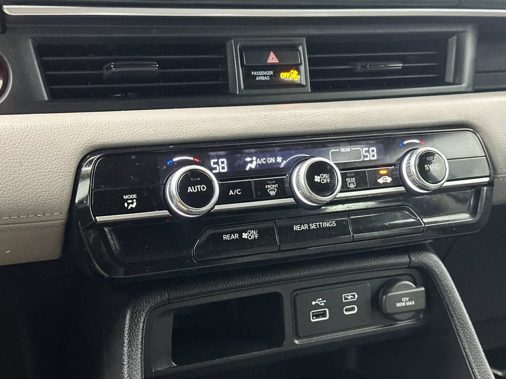 Used 2023 Honda Pilot LX image 19