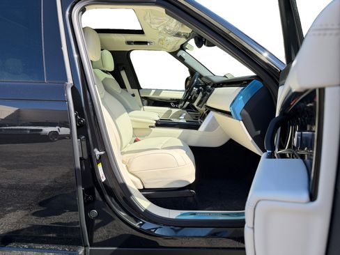 New 2026 Land Rover Range Rover SE AWD/4WD image 22