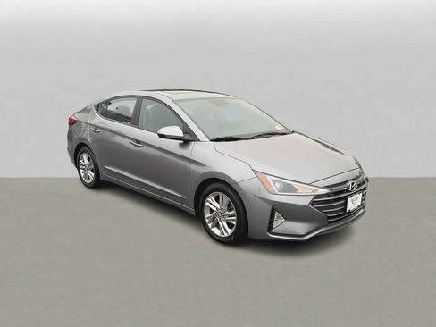 Used 2019 Hyundai Elantra Value Edition w/ Cargo Package FWD image 2