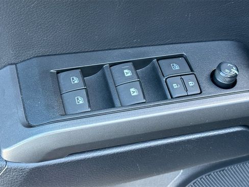 Used 2020 Toyota Tacoma TRD Sport image 15