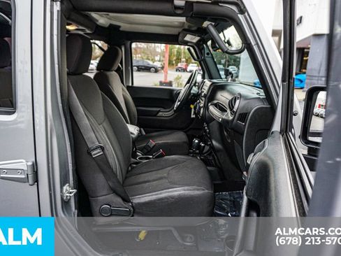 Used 2018 Jeep Wrangler Unlimited Sport S image 22