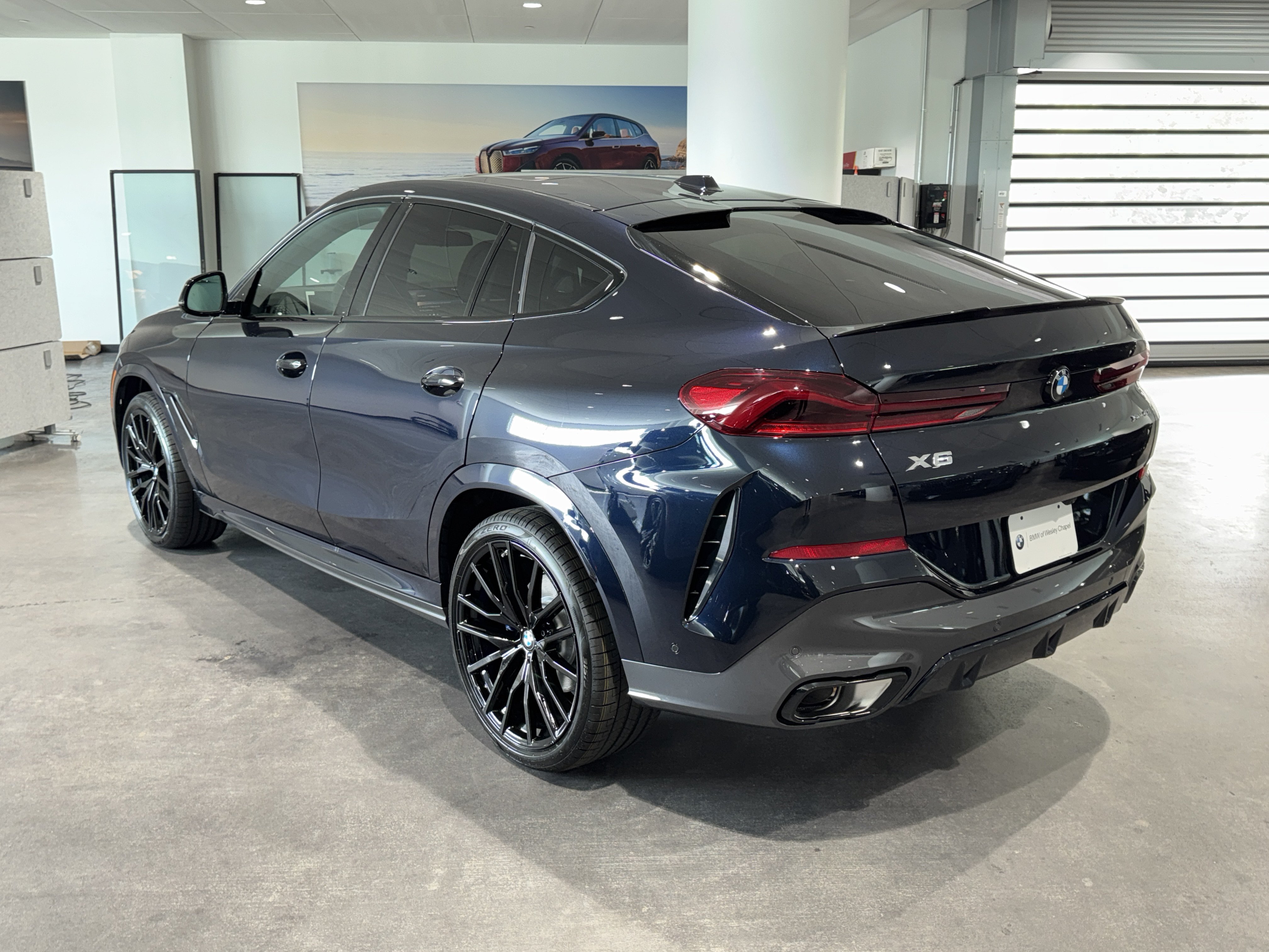 New 2027 BMW X6 xDrive40i w/ Climate Comfort Package AWD/4WD image 5