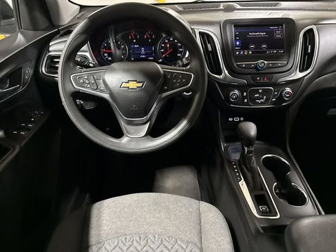 Used 2022 Chevrolet Equinox LT FWD image 11
