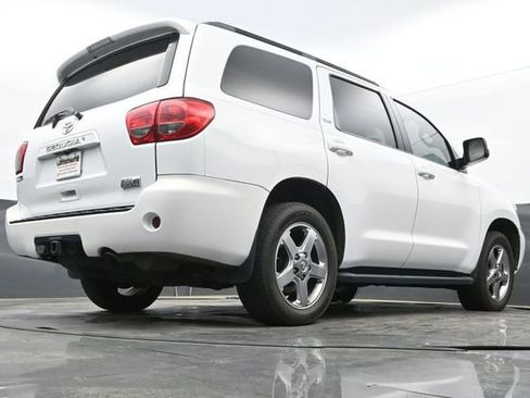 Used 2013 Toyota Sequoia SR5 w/ Sport Appearance Pkg image 11